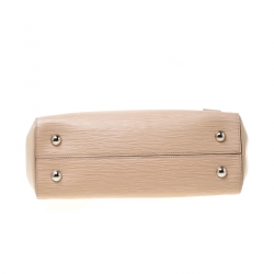 مملوكة مسبقًا Louis Vuitton Jaune Pale Epi Leather Cluny MM Top Handle Bag