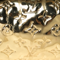 مملوكة مسبقًا حقيبة لوي فيتون ميرور بابيليون ذهبي مونوغرامي إصدار محدود