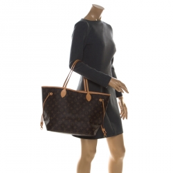 مملوكة مسبقًا حقيبة يد لوي فيتون نفرفول مونوغرامية MM