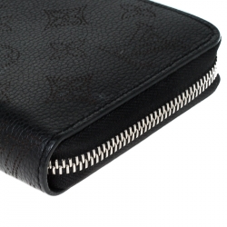 Louis Vuitton Black Monogram  Mahina Leather Zippy Wallet