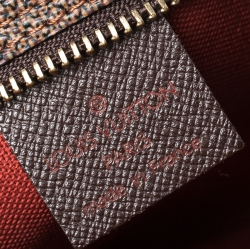 مملوكة مسبقًا Louis Vuitton Damier Ebene Canvas Trousse Pochette Bag