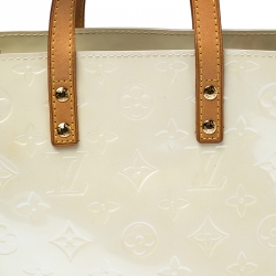 Pre Owned Louis Vuitton Perle Monogram Vernis Reade PM Bag