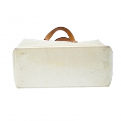 Pre Owned Louis Vuitton Perle Monogram Vernis Reade PM Bag