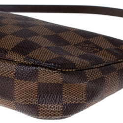 مملوكة مسبقًا Louis Vuitton Damier Ebene Canvas Pochette Accessoires