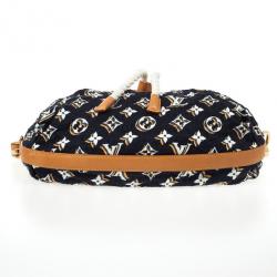 مملوكة مسبقًا Louis Vuitton Limited Edition Navy Blue Nylon Bulles MM Bag 