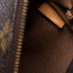 Pre Owned Louis Vuitton Monogram Canvas Pochette Accessories