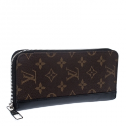 Louis Vuitton Monogram Canvas and Leather Zippy Wallet