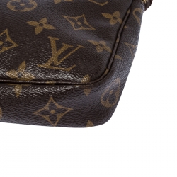 Pre Owned Louis Vuitton Monogram Canvas Pochette Accessories