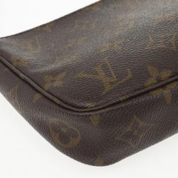 مملوكة مسبقًا  Louis Vuitton Monogram Canvas Pochette Accessoires  