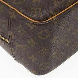 مملوكة مسبقًا Louis Vuittion Monogram Deauville Boston 