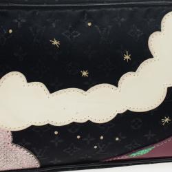 مملوكة مسبقًا Louis Vuitton Giraffe Conte De Fees Pochette