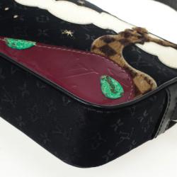 مملوكة مسبقًا Louis Vuitton Giraffe Conte De Fees Pochette
