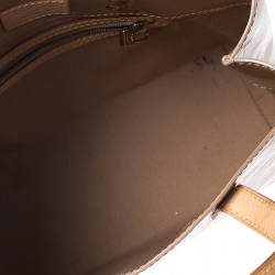 Pre Owned Louis Vuitton Noisette Vernis Reade PM Bag