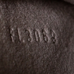 Pre Owned Louis Vuitton Ivory Epi Leather Pont Neuf GM Bag