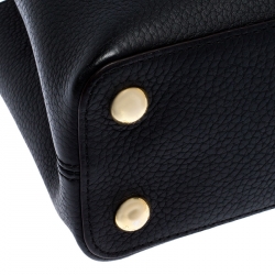 Pre Owned Louis Vuitton Black Taurillon Leather Capucines PM Bag
