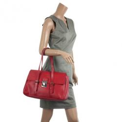 مملوكة مسبقًا Louis Vuitton Red Epi Leather Segur MM