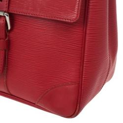 مملوكة مسبقًا Louis Vuitton Red Epi Leather Segur MM