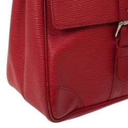 مملوكة مسبقًا Louis Vuitton Red Epi Leather Segur MM