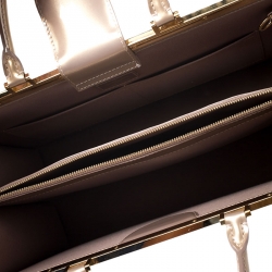 Pre Owned Louis Vuitton Beige Poudre Monogram Vernis Deesse GM Bag