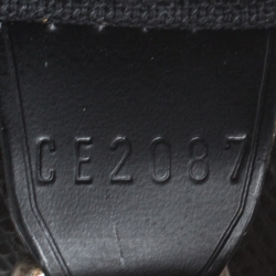 مملوكة مسبقًا Louis Vuitton Black/Green Taiga Dersou Messenger Bag