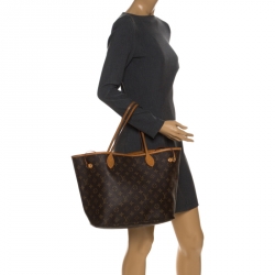 مملوكة مسبقًا حقيبة لوي فيتون نيفرفول كانفاس مونوغرامية MM 