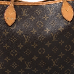 مملوكة مسبقًا حقيبة لوي فيتون نيفرفول كانفاس مونوغرامية MM 