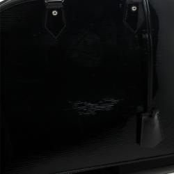مملوكة مسبقًا Louis Vuitton Black Epi Alma MM