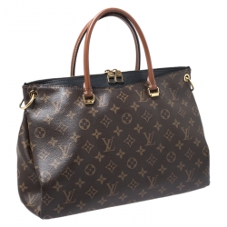 مملوكة مسبقًا Louis Vuitton Black Monogram Canvas Pallas Bag