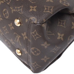 مملوكة مسبقًا Louis Vuitton Black Monogram Canvas Pallas Bag