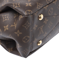 مملوكة مسبقًا Louis Vuitton Black Monogram Canvas Pallas Bag