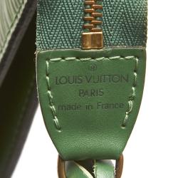 مملوكة مسبقًا Louis Vuitton Green Epi Leather Pochette Accessoires