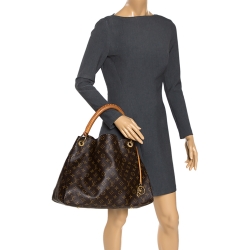 مملوكة مسبقًا Louis Vuitton Monogram Canvas Artsy MM Bag