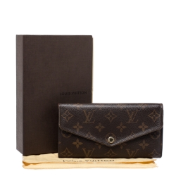 مملوكة مسبقًا Louis Vuitton Monogram Canvas Sarah Wallet