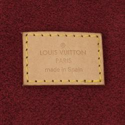 مملوكة مسبقًا Louis Vuitton Monogram Canvas Croissant GM Bag