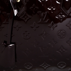 Pre Owned حقيبة لوي فيتون ألما جلد فيرنيه مونوغرامي عنابية PM