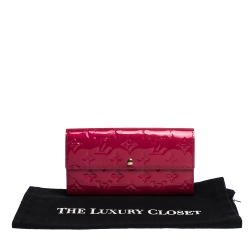 Louis Vuitton Rose Pop Monogram Vernis Sarah Wallet