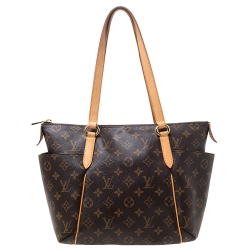 مملوكة مسبقًا حقيبة لوى فيتون توتالي كانفاس مونوغرامية 