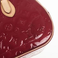 Pre Owned Louis Vuitton Red Monogram Vernis Summit Drive Bag
