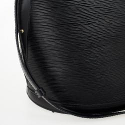 Pre Owned Louis Vuitton Black Epi Leather Cluny Shoulder Bag