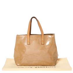 Pre Owned Louis Vuitton Noisette Vernis Reade PM Bag