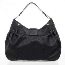 مملوكة مسبقًا Louis Vuitton Black Mahina Leather Solar GM Bag