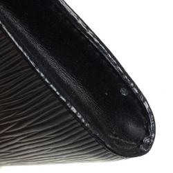 مملوكة مسبقًا Louis Vuitton Black Epi Leather Pochette Accessoires