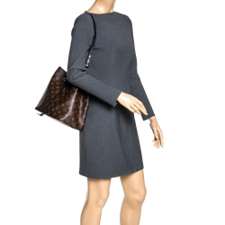 مملوكة مسبقًا حقيبة لوي فيتون نيونيو جلد وكانفاس متعددة الألوان