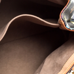 مملوكة مسبقًا Louis Vuitton Black Multicolor Monogram Canvas Audra Bag