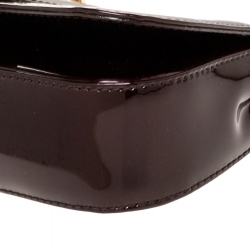 مملوكة مسبقًا حقيبة كلتش لوي فيتون سوب جلد لامع عنابية