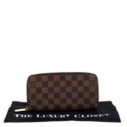 مملوكة مسبقًا Louis Vuitton Damier Ebene Canvas Zippy Wallet