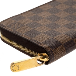 مملوكة مسبقًا Louis Vuitton Damier Ebene Canvas Zippy Wallet