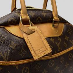Pre Owned Louis Vuitton Monogram Deauville Boston