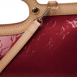 Pre Owned Louis Vuitton Monogram Vernis Clutch