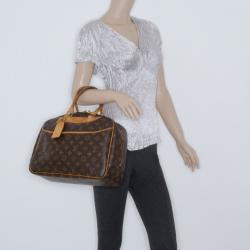 مملوكة مسبقًا Louis Vuitton Monogram Deauville Boston Handbag